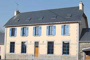 Saint-Thélo